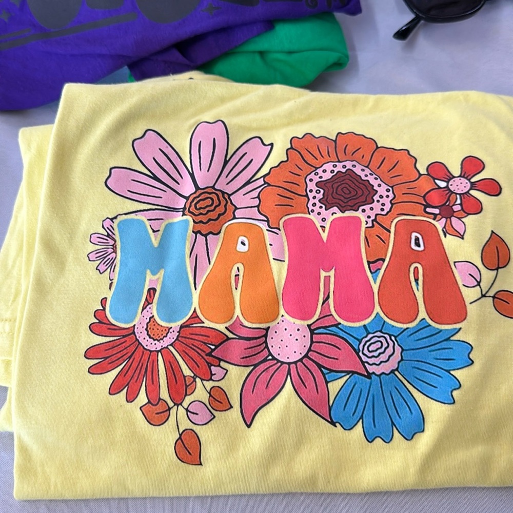 Floral Mama short sleeve Tshirt - Picture 1 of 1